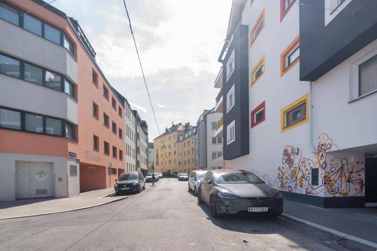 Ruhig, Hell Und Neu Mit Garage Apartment Vienna Luaran gambar