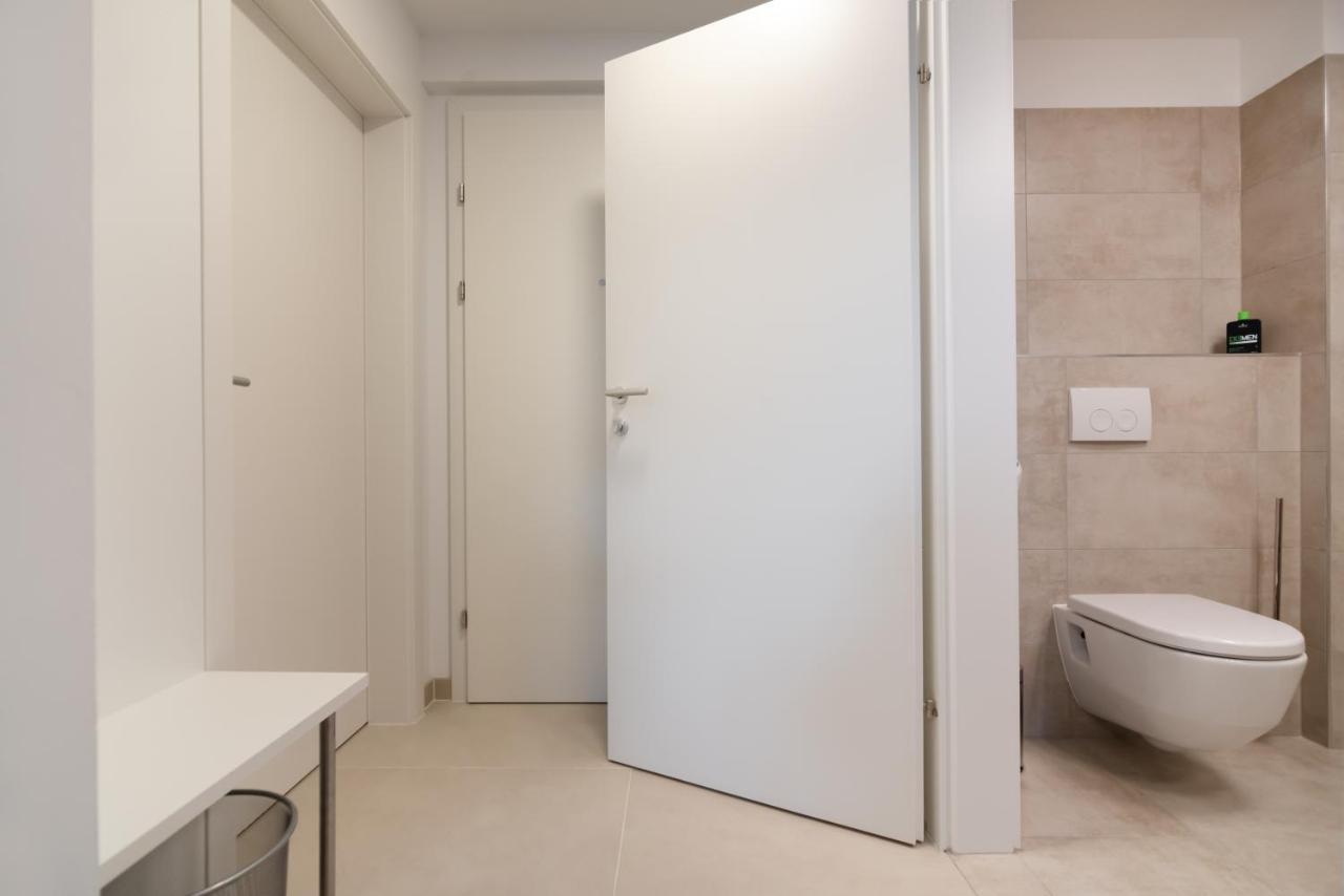 Ruhig, Hell Und Neu Mit Garage Apartment Vienna Luaran gambar