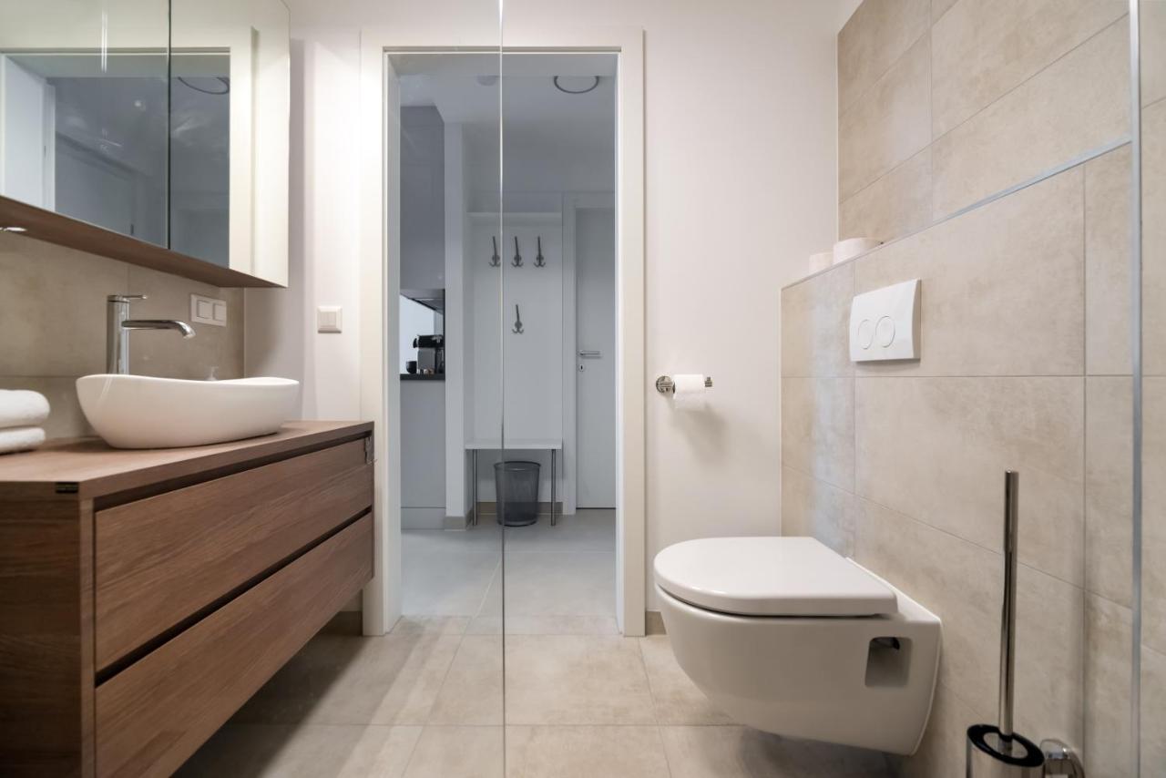 Ruhig, Hell Und Neu Mit Garage Apartment Vienna Luaran gambar