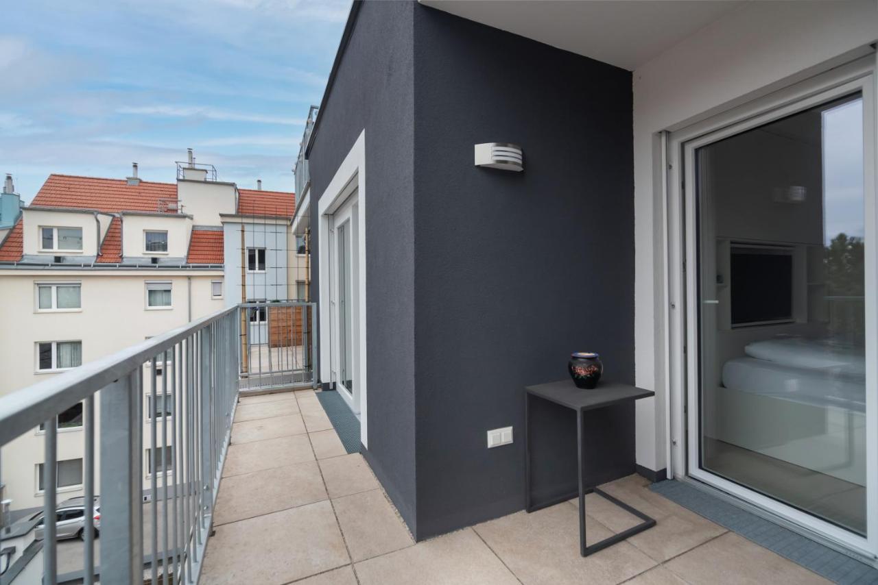 Ruhig, Hell Und Neu Mit Garage Apartment Vienna Luaran gambar